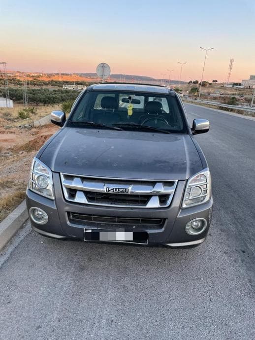 D-MAX